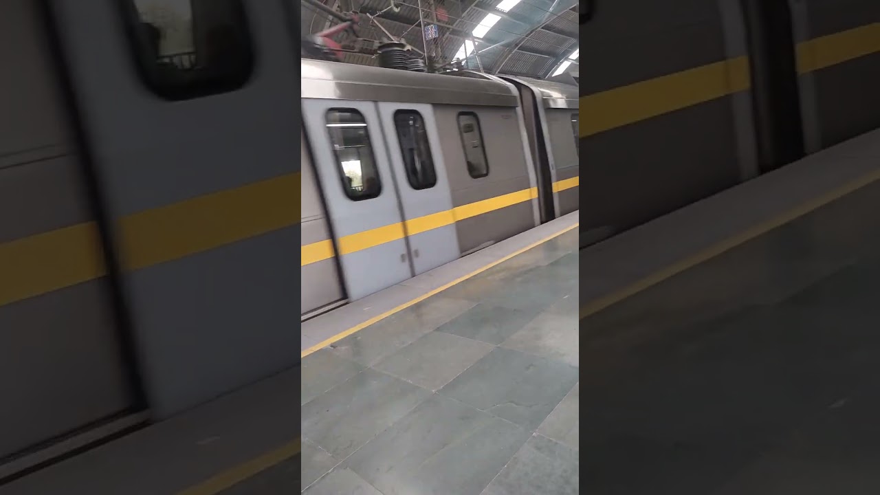 Delhi metro sector 52 Noida