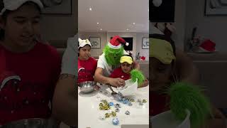 Christmas Game | Blind Bow Scoop #shorts