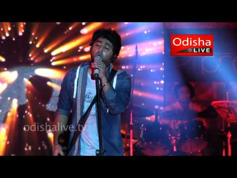 Arijit Singh Live - Milne Hai Mujhse Aai (Aashiqui 2) - XIMB Expressions 2013