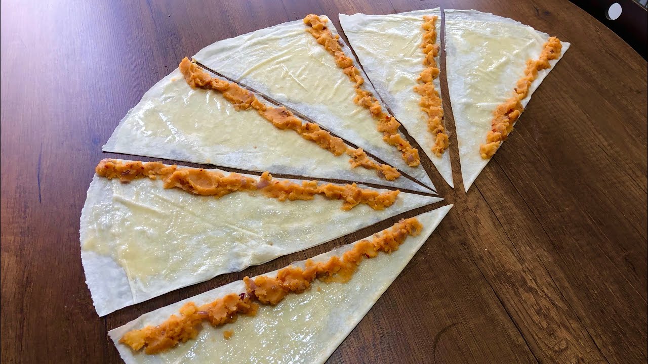 BÖREKLERİNİZİ BU BU ŞEKİLDE YAPIN 👍HEM PRATİK HEM ÇITIR ÇITIR SADECE 3 YUFKAYLA 16 ADET BÖREK👌