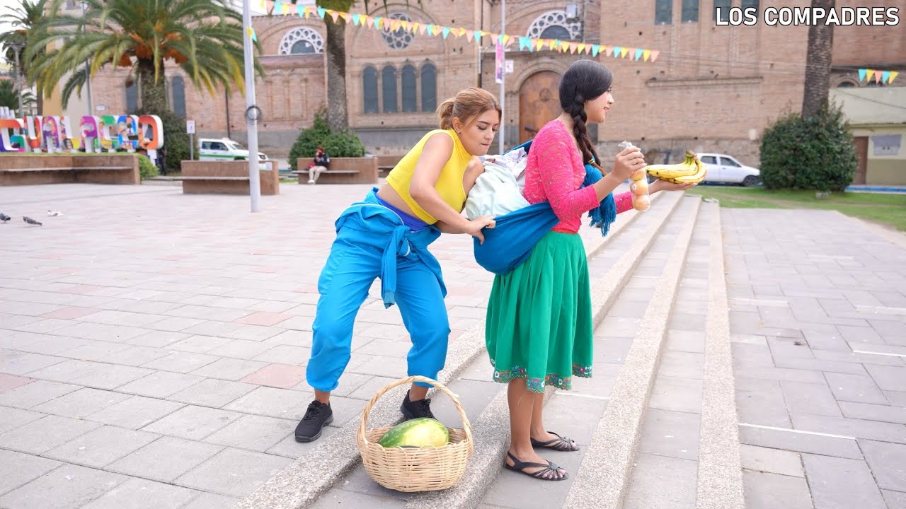 Millonaria roVo al b3be de esta campsinaporque no puede tener hijios y le paso esto años despues