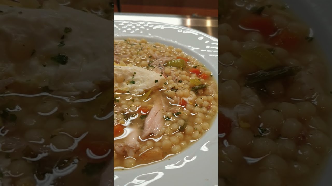 Gesunde Hühnersuppe mit Nudeln 🥣🤧🤒 - YouTube