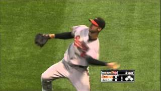 Markakis catches a liner