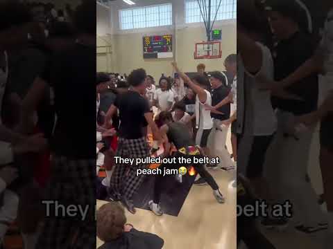 At Peach Jam doe … 🍑 #basketball #funny #bta