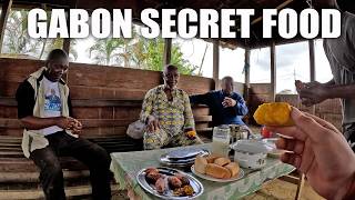Enjoying local specialties with the Gabonese chie🇬🇦/Africa 87