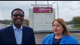 Darren Henry MP celebrates reaching the target of recruiting 20,000 new Police Officers