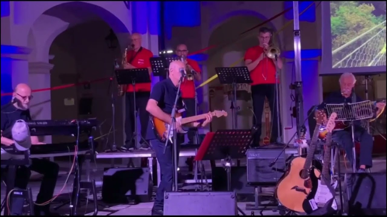 Fuoridalmondo short mix