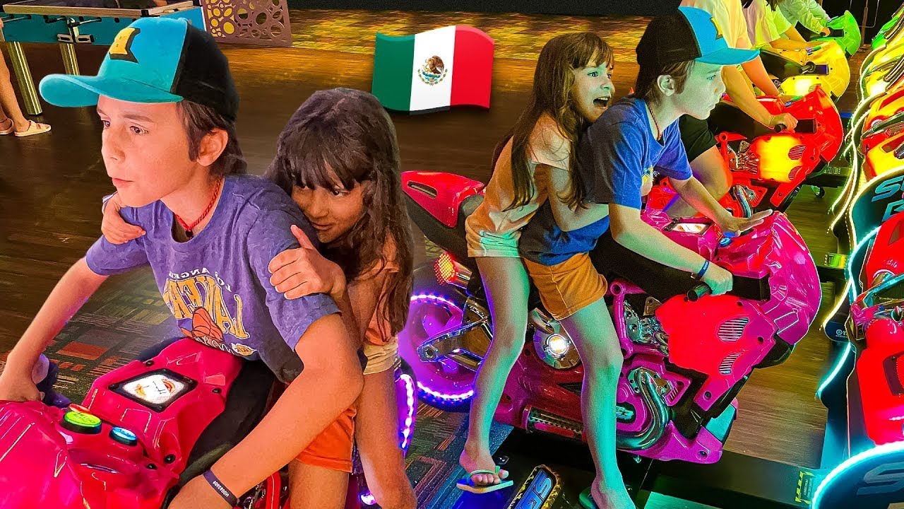 PARQUE DE DIVERSÕES NO MÉXICO COM FLIPERAMAS 🇲🇽 Férias Família Brancoala