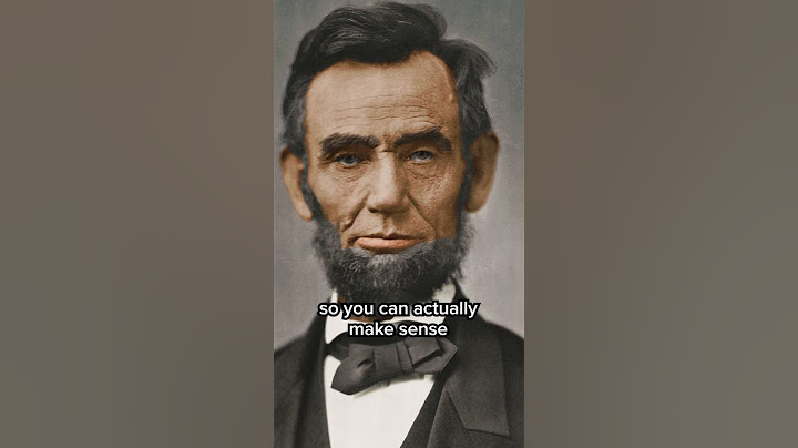Dept. of Agriculture hangs giant banner of Trump next to Lincoln