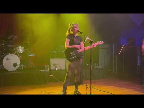 WOLF ALICE -