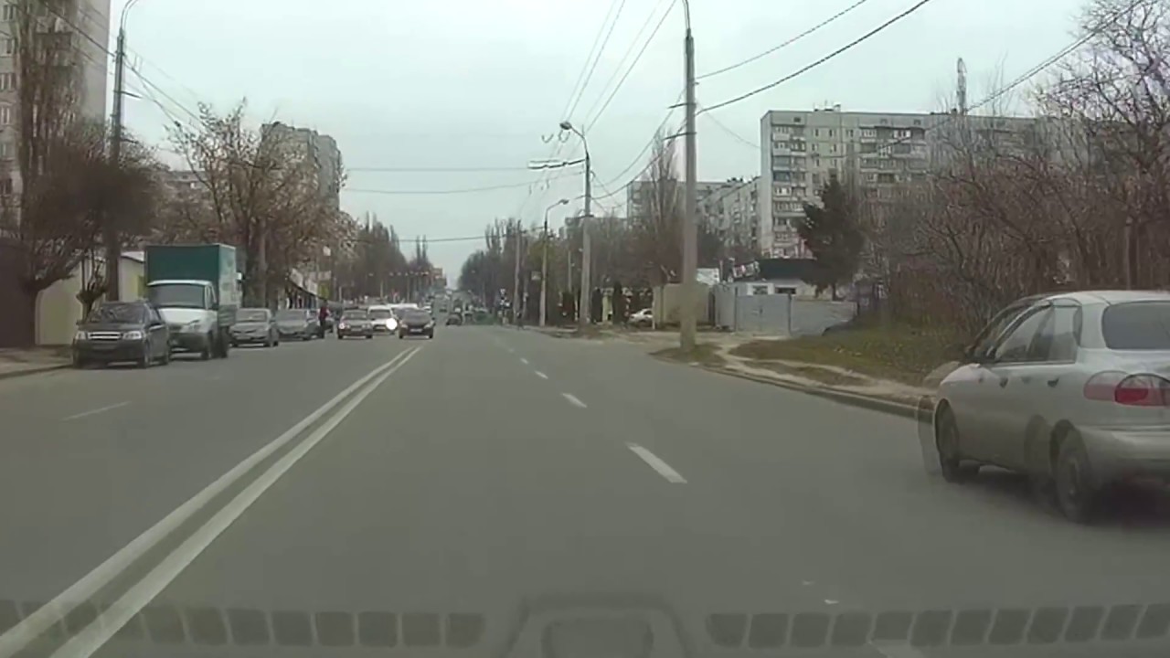 Европейский пример, как нужно пропускать пешеходов в Харькове - YouTube