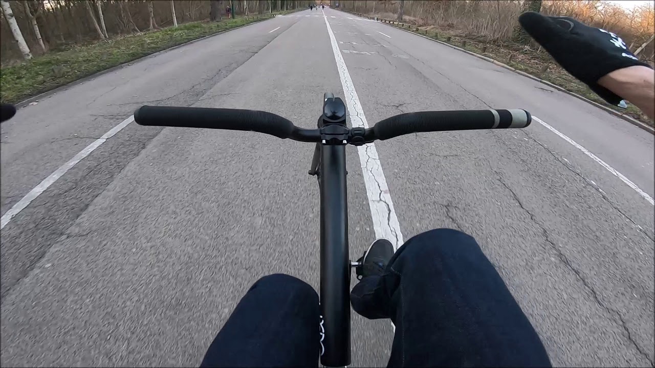 FIXIE WHEELING NO HAND GROOVE AND BARSPIN