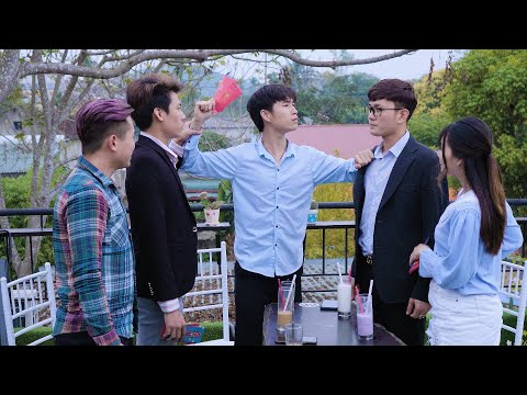 Video Chủ Tịch Về Quê Đi Họp Lớp Bị Nhà Báo Khinh Thường Chỉ... - YouTube