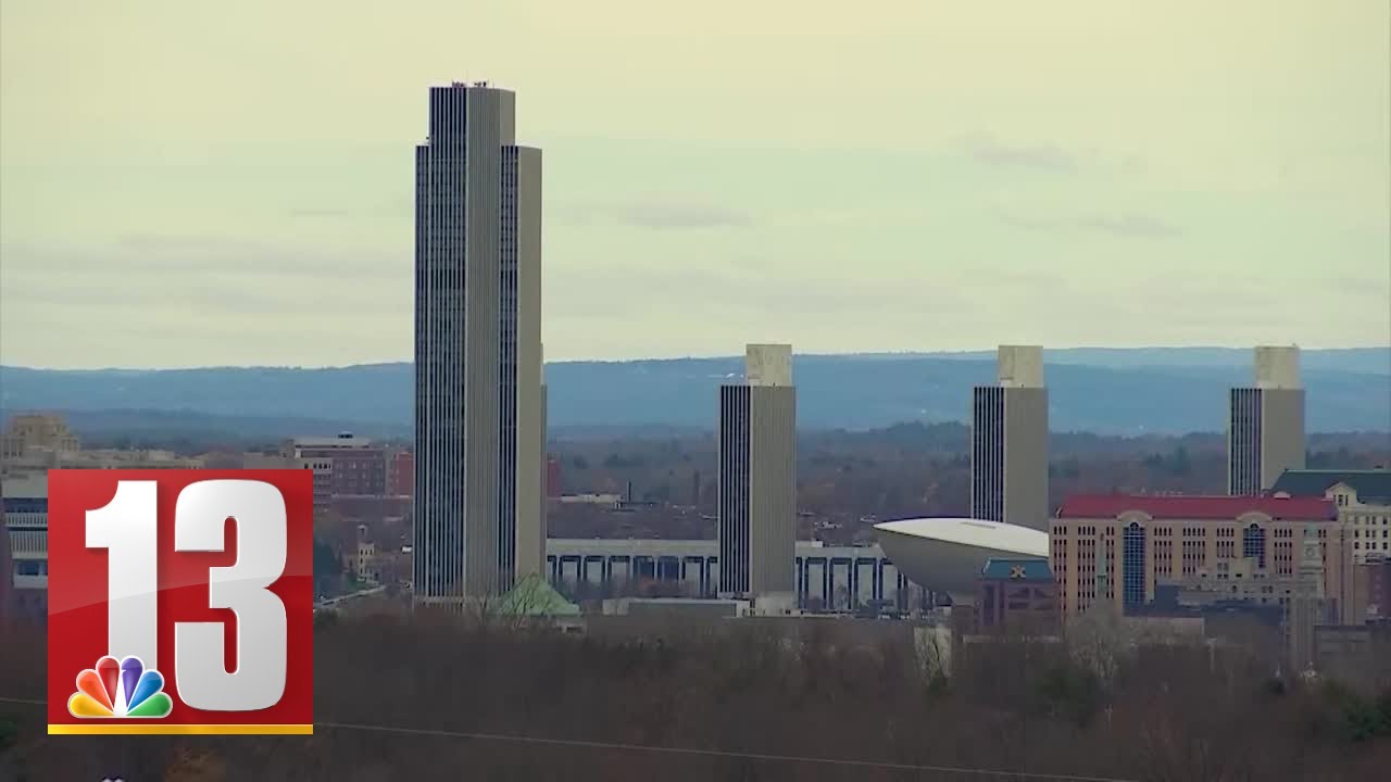 ESPN commentator gets people riled up with dig at Albany - YouTube