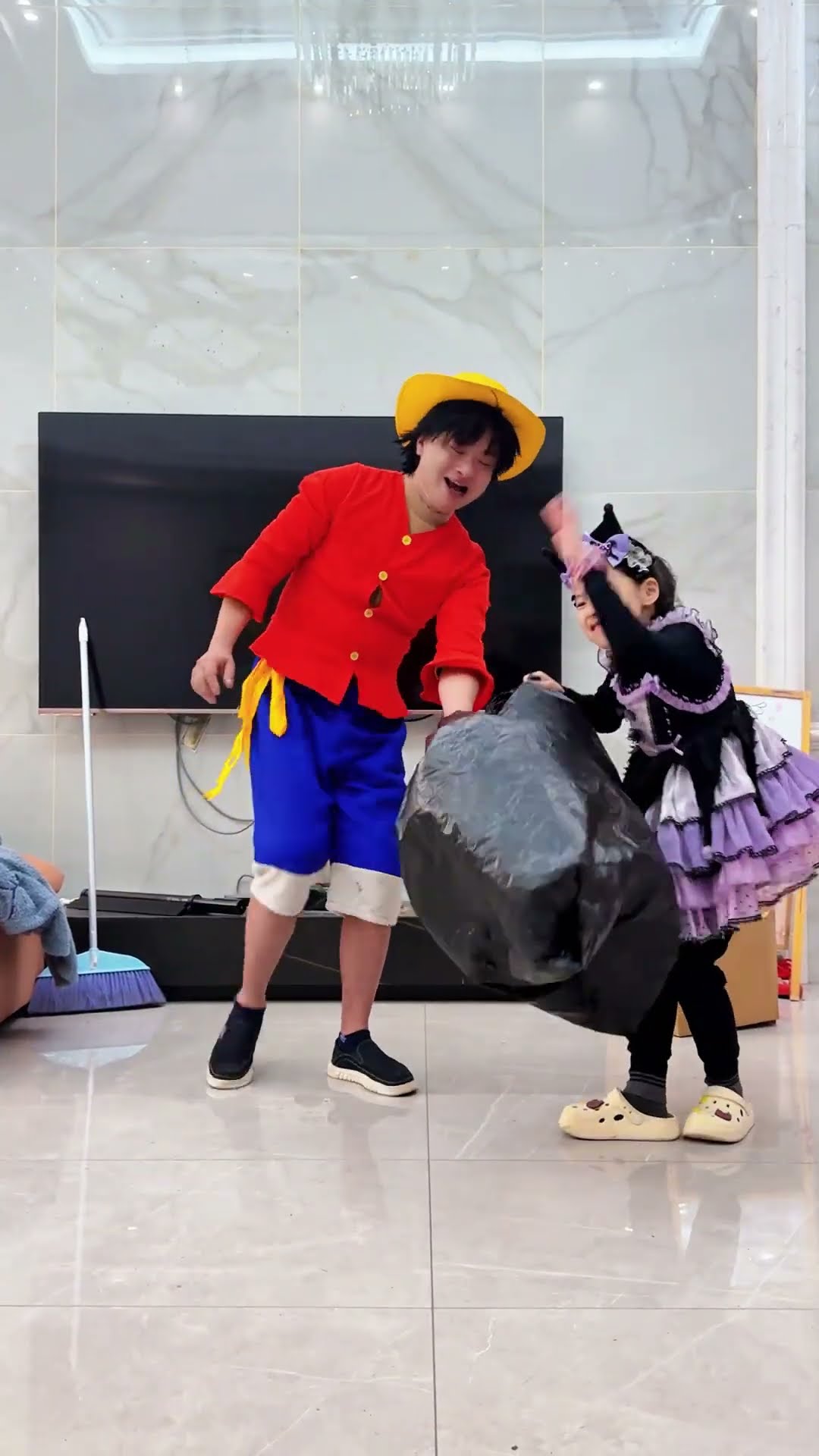 小路飞怎么不在袋子里了#海贼王 #路飞