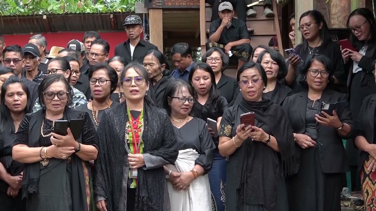 Part 11 Pemakaman Johanis Gala nenek Pian di Tongkonan Lempangan Tokesan