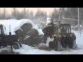 работа трактористов зимой