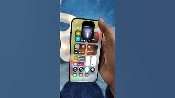 New animation for the flashlight on the iOS 18 #iOS #iOS18 #iPhone #iPhone15Pro #iPhone16 #iPhone17