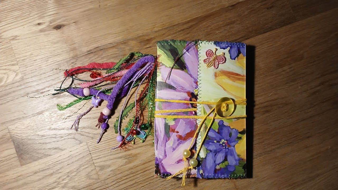 Ultimo mini junk journal