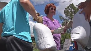 Sandbags block floodwaters in Sterling Update