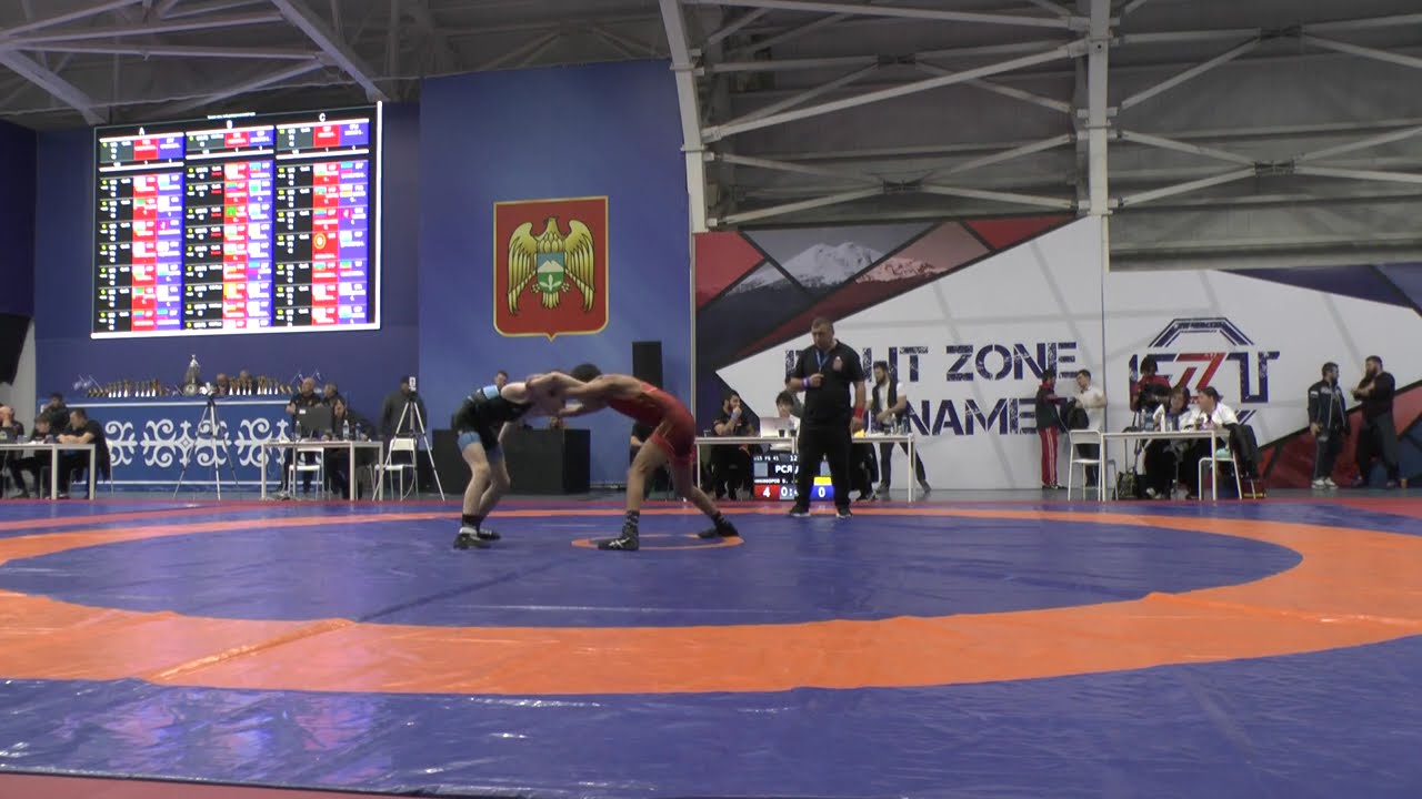 Борис Никифоров (Саха-Якутия) - Магомед Курбанов (Дагестан)