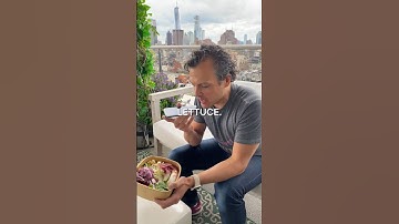 Using AI Describe in the Levels App To Log a Salad