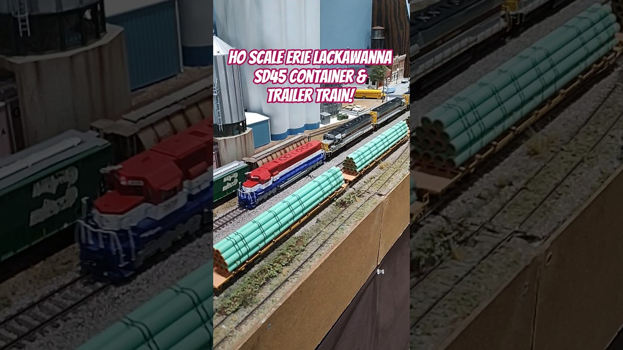 HO Scale Erie Lackawanna SD45 Container & Trailer Train Passes Grain Elevator!