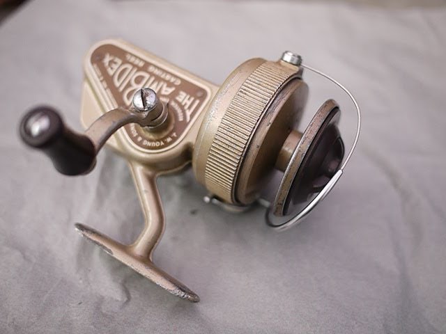 Disassembling Youngs Ambidex Casting Reel 