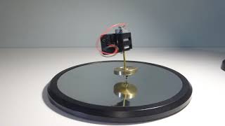 Battery Mounted Spinning Top Rises in 0:03. Top is 70.28 g. Battery is 91.30 g / 129.91% of Top (3)