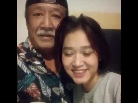 Viral kakek legendaris mbah kung #mesra #sugiono - YouTube