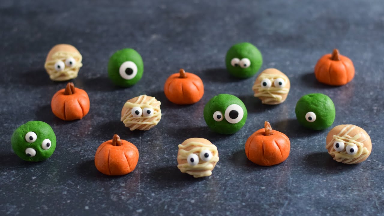 (AD) Easy Halloween Themed Peanut Butter Balls with SKIPPY Peanut Butter