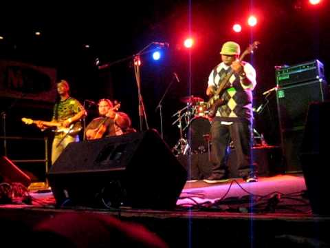 在 YouTube 上觀看「Malino - Always Be Mine」 在 YouTube 上觀看「Malino - Always Be Mine」