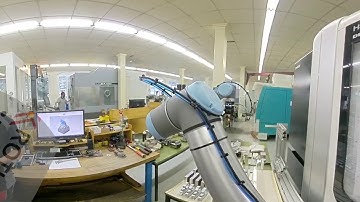360 degree video of a very simple but effective collaborative robot cnc machine tending application