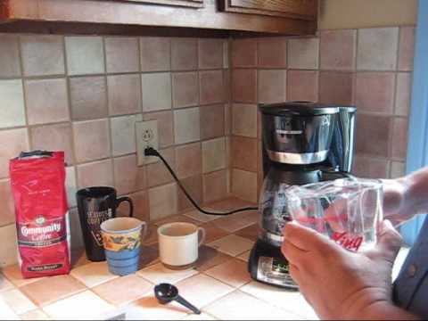 How to Make Coffee in a Coffee Maker