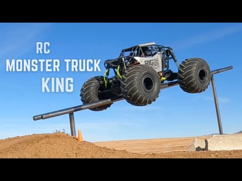 The Best RC Monster Truck Driving In The World