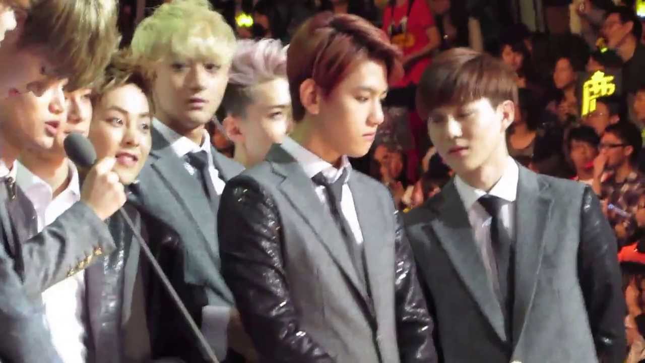 131122 MAMA EXO ALBUM OF THE YEAR - BAEKHYUN 큥아 울지마 ㅠㅠ
