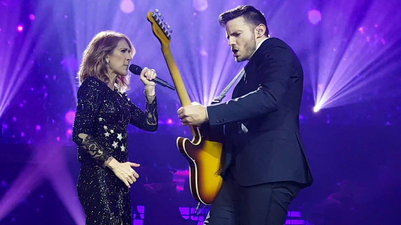 Celine Dion - Prince Medley - Kiss / Purple Rain (Mosh Pit) - Nov 24th - Las Vegas