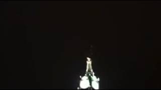 مكة المكرمة صاعقة عنيفه تضرب برج الساعه  17 محرم 1440هجري screenshot 5
