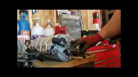 Audi S6 / S8  5.2 V10 intake separation. What breaks how does it work?