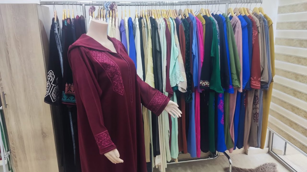 وناري يا اختي على جلالب جبت لكم كيصطيو اه كيصطيو دخلي شوفي وردي علي الخبار