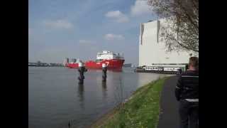 IHC Merwede Seven Waves tewaterlating 20130503