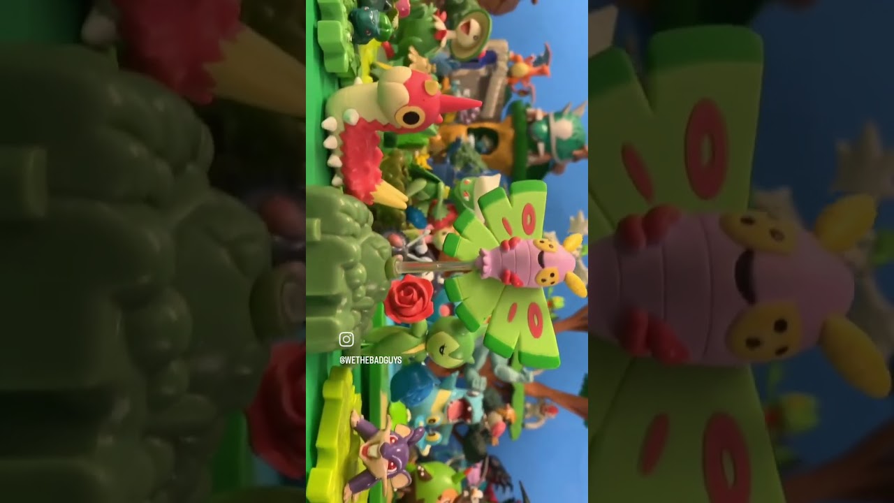 Pokemon display with a mix of Jakks and Tomy Figures,Playset is Jakks Pacific.