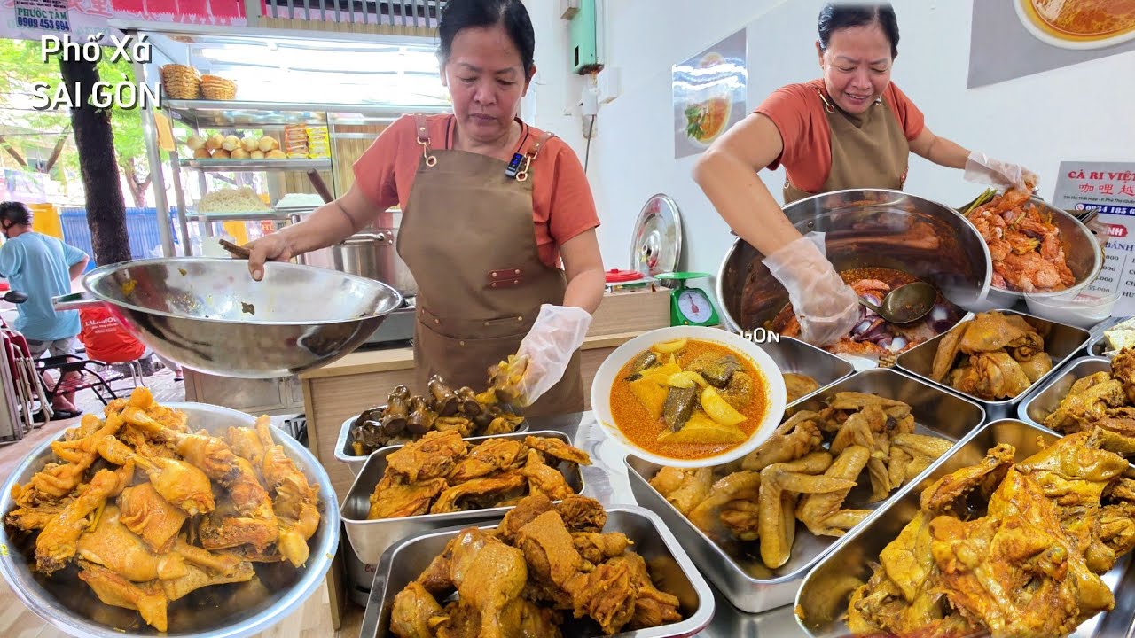 Độc đáo quy trình NẤU CÀ RI GÀ VỊT siêu ngon của cô chủ sau 30 năm bán lề đường nay lần đầu mở quán 