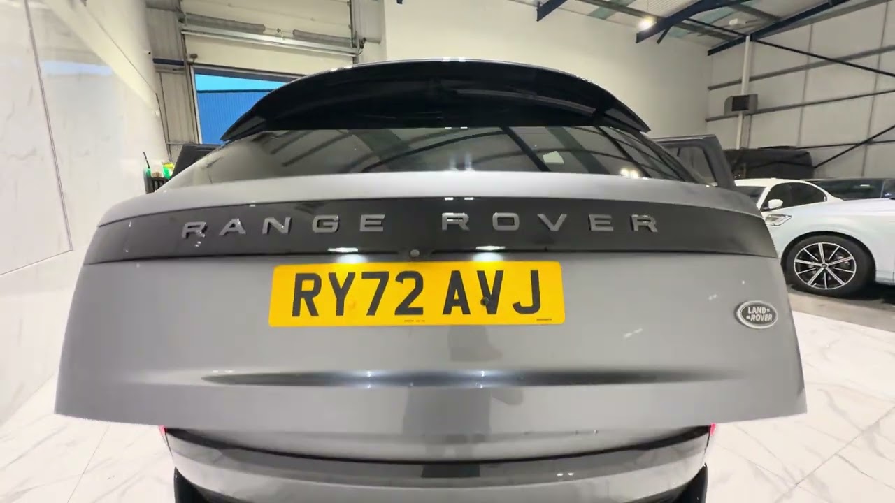 Land Rover Range Rover 3.0 P440e 38.2kWh SE SUV 5dr Petrol Plug-in Hybrid Auto 4WDEuro6(s/s)(440 ps)