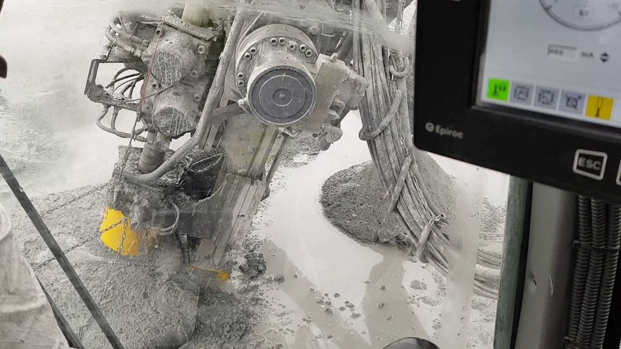 Drilling presplit with SmartROC D65, COP gold 64