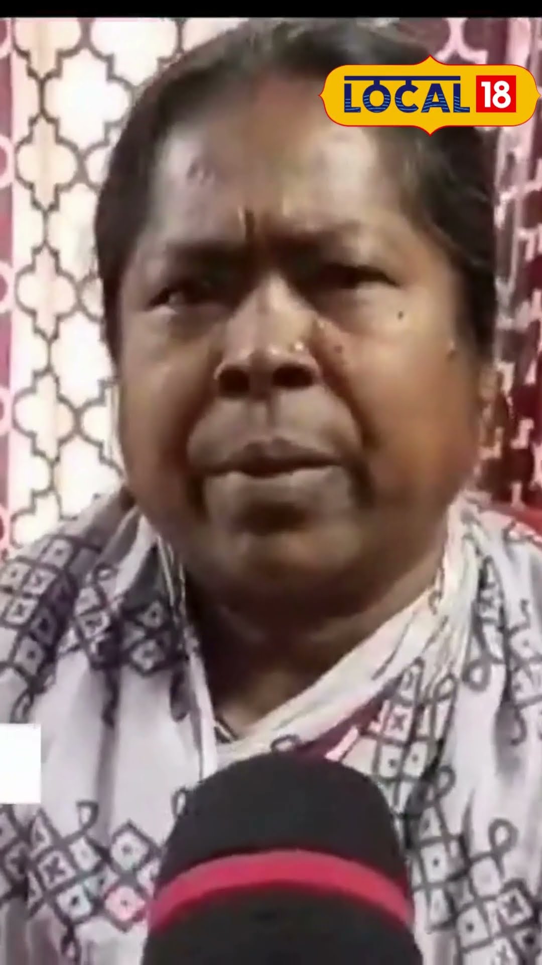 Maha Kumbh থেকে ফিরে ভয়াবহ অভিজ্ঞতা শোনালেন গৃহবধূ, জানলে গায়ে কাঁটা দেবে! #local18shorts