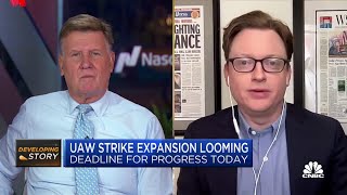 UAW President Shawn Fain has 'thrown out the playbook' in strike talks: WSJ's Tim Higgins