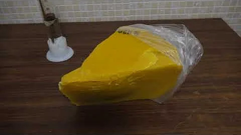 Как определить натуральный пчелиный воск