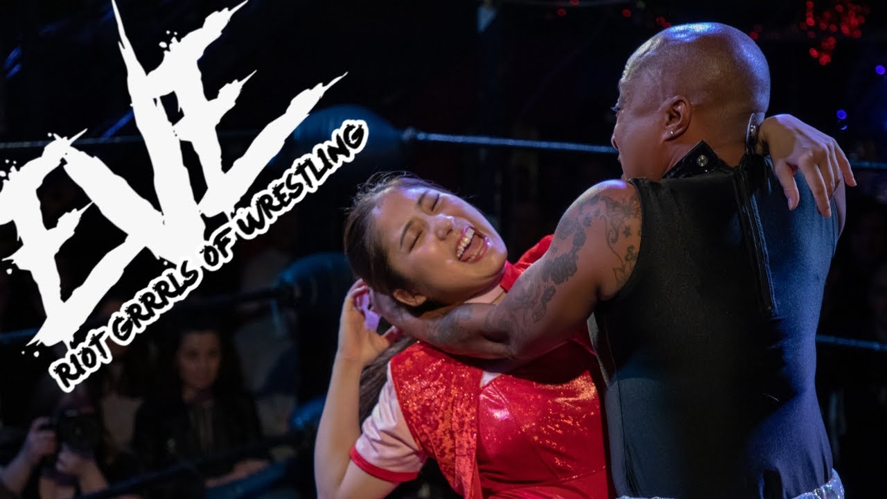 Мэй Суруга против Легенды рестлинга Джазз - Ева (Женская борьба)