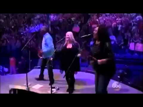 Garth Brooks People Loving People live AMA